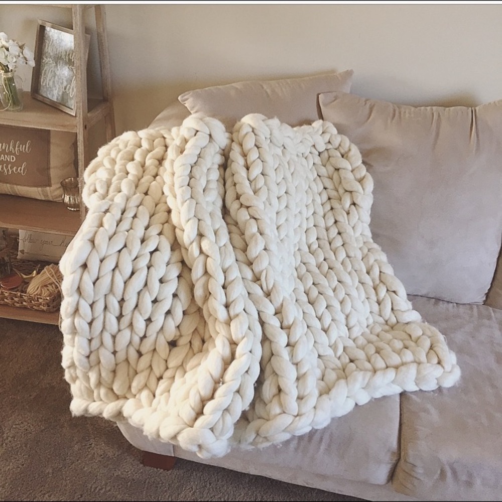 Chunky Knit blanket Merino Wool 21 micron